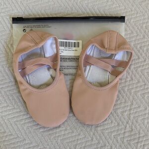 Kids Stelle Ballet Shoes in Pink